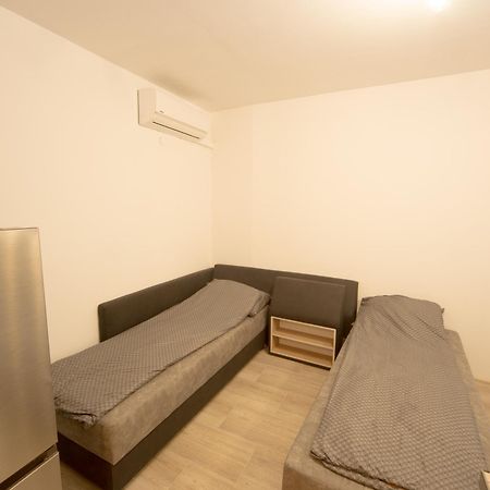 Aleks Top Center 2- Free Parking Burgas Stad Buitenkant foto